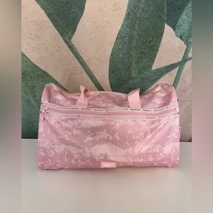 NEW TRAVEL, GYM DUFFLE BAG